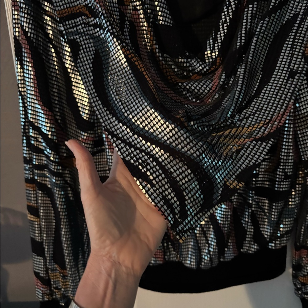 BYCKS Multicolor Patterned Top - Picture 8 of 9
